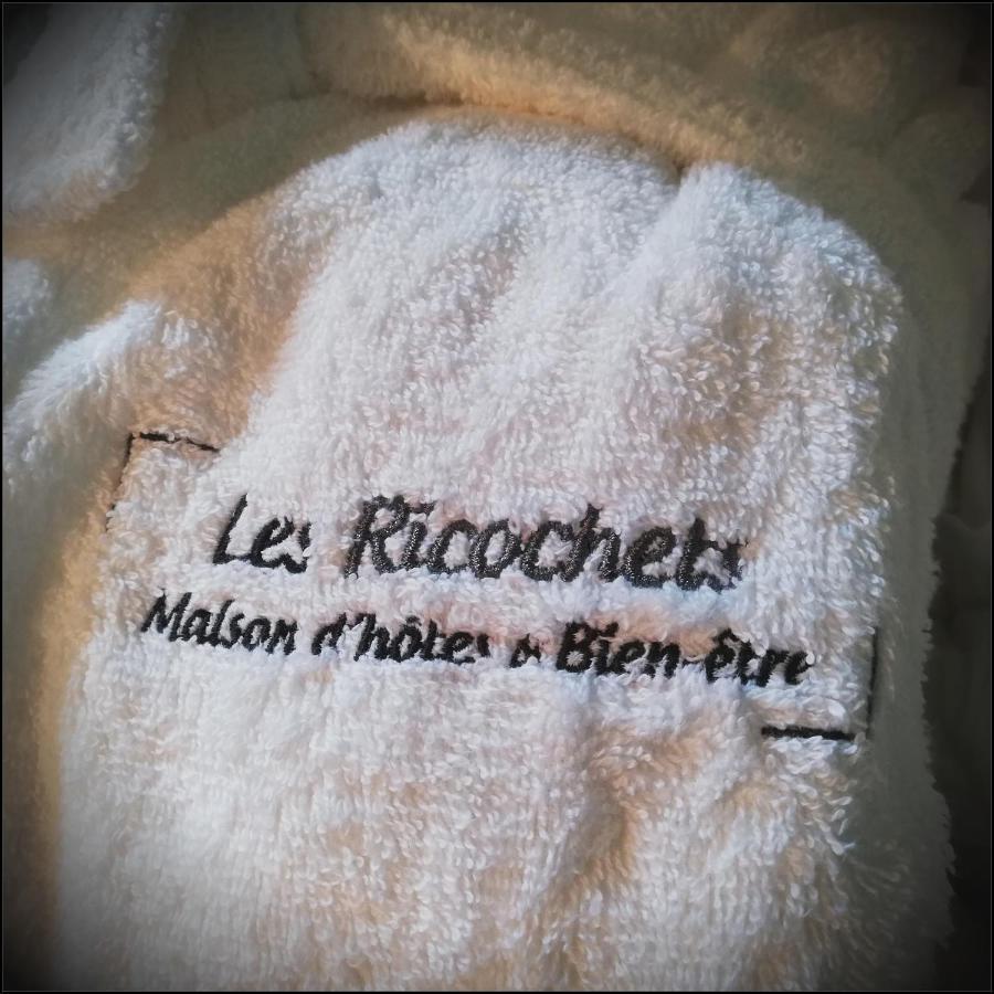 Les Ricochets - Maison D'Hotes Saint-Denis-lès-Martel Dış mekan fotoğraf